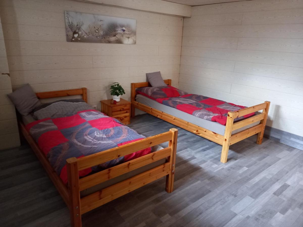 60 M² Ferienapartment Zentrumsnahe Mit Gartenbenutzung Steyr Kültér fotó